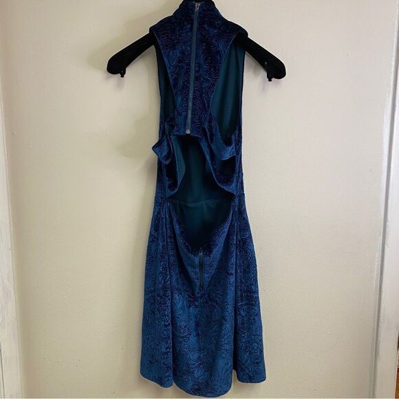 Sugar Lips Blue Velvet Halter Neck Dress XS - Picture 4 of 5